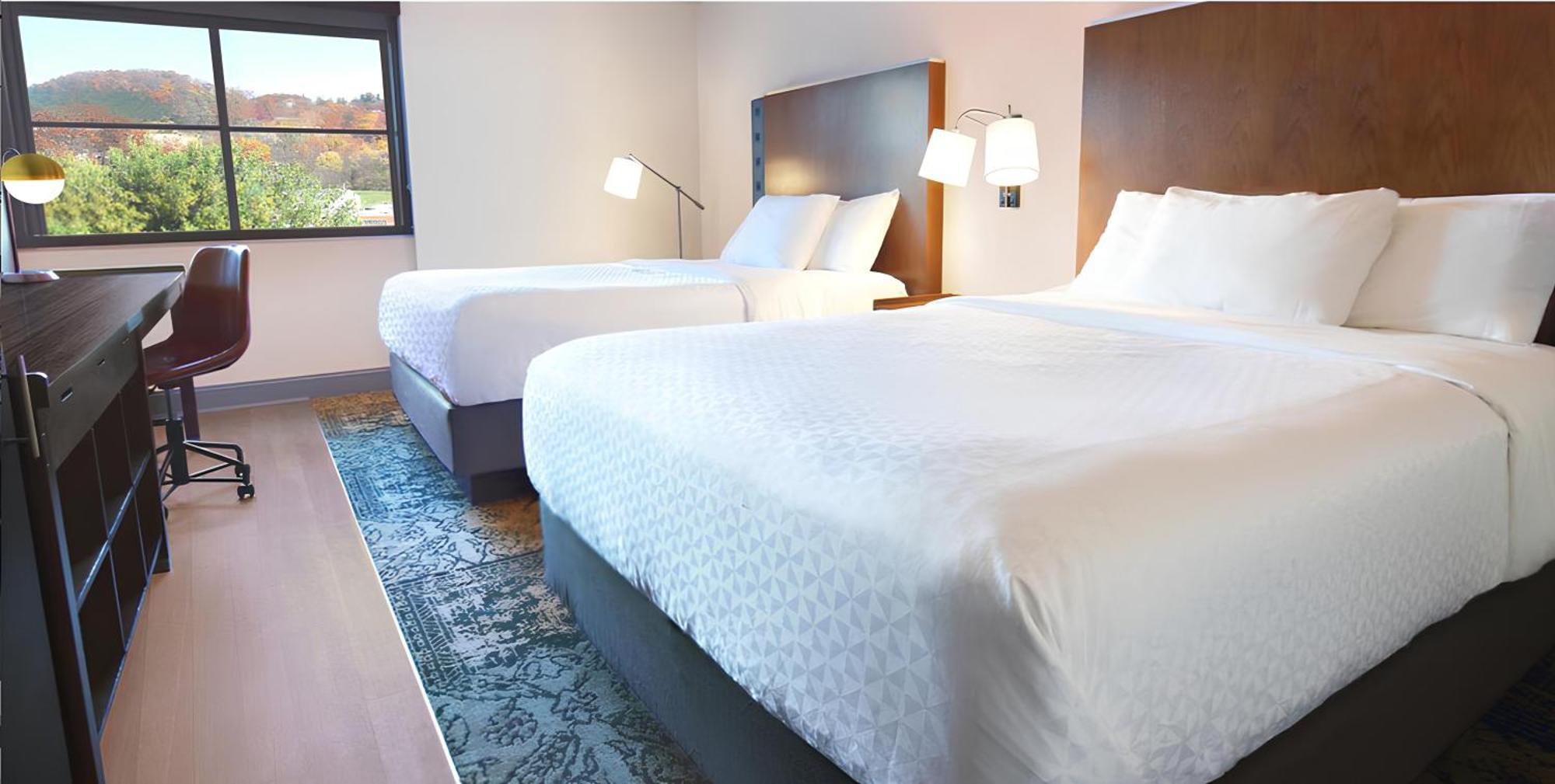 Four Points By Sheraton Йорк Екстериор снимка