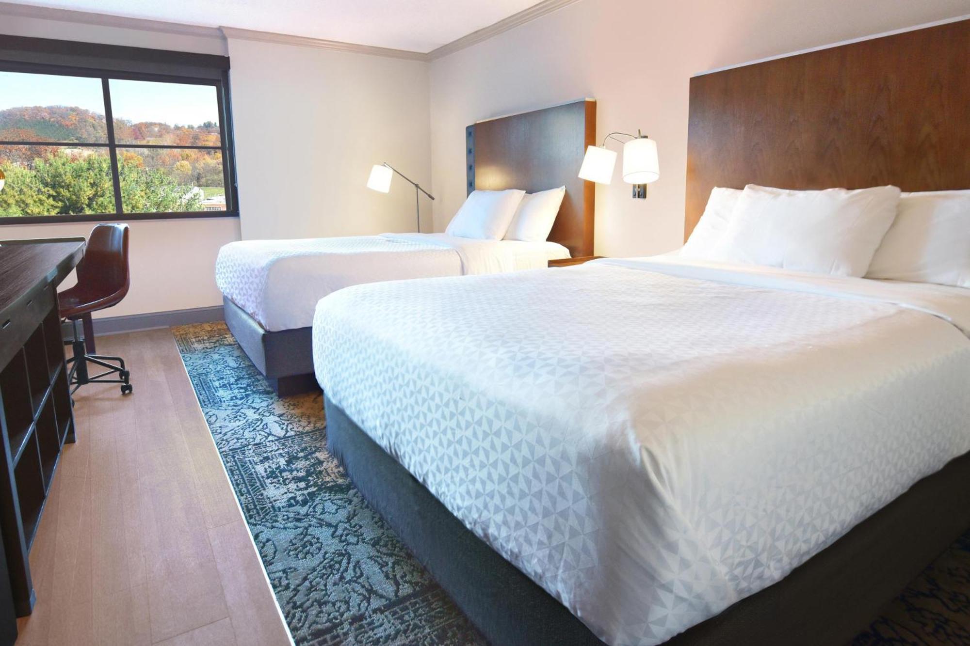 Four Points By Sheraton Йорк Екстериор снимка